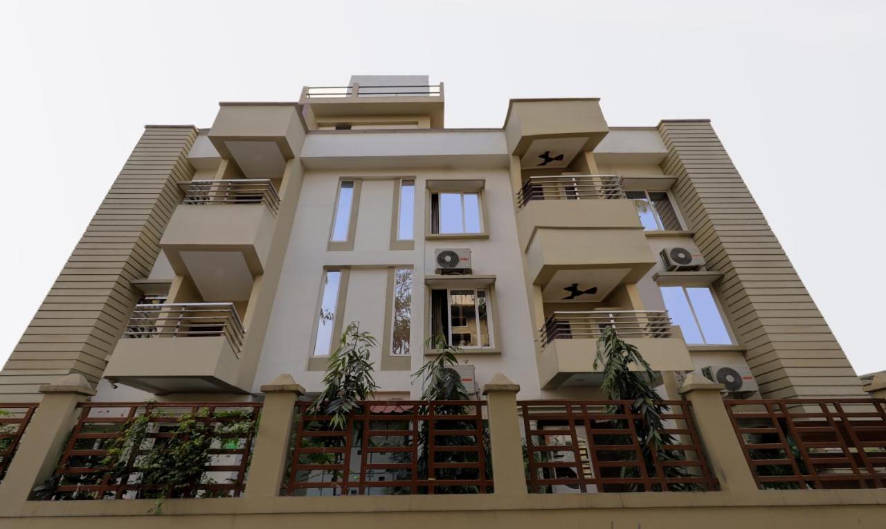 Ferienwohnung Treebo Trend Aryan Address Dispur Exterior foto